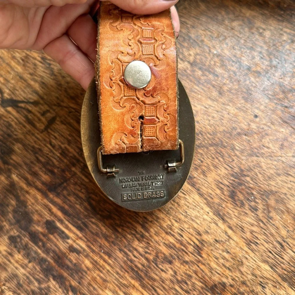 NRA LIFE MEMBER COLLECTOR EDITION NORMAN FOUNDRY DALLAS TEXAS BRASS LEATHER BELT - Picture 4 of 10
